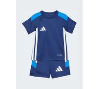 adidas Set per neonati adidas Tiro Essentials composto da maglietta e pantaloncini. 7480cm blu