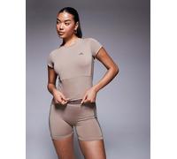 adidas - Training Hyperglam - T-shirt ristretta marrone gesso a coste XS