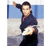 Adrian Paul Nei Panni Di Duncan 'Mac/Highland Poster Stampa 24x20"