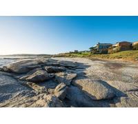 adrium Immagine acrilica 110 x 70 cm: Jose Ignacio è in inverno un grazioso villaggio di pescatori e un luogo per perfetti modelli bikini e milionari mondiali che (76373707)