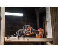 AEG - Sega frontale senza batteria, Modello: BUS18SBL BUS18SBL