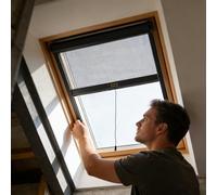 Aeovot Zanzariera a Rullo Riducibile Verticale per Lucernario - Zanzariera Avvolgibile per Finestra del Tetto con Telaio in Alluminio, Chiusura Rallentata, Rete Anti-Insetti per Finestre(C)