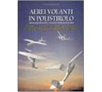 Aerei volanti in polistirolo