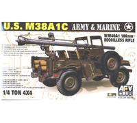 AFV Club 35S19 U.S. M38A1C 1/4T 4X4 W/M40 106MM Gun scala 1/35 kit in plastica