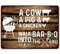 AimQurt Targa vintage in metallo con scritta in inglese "A Cow a Pig a Chicken Walk BBQ Into a The End", decorazione per la casa, decorazione per la porta della stanza, poster, idea regalo, cortile