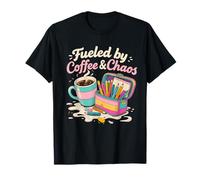 Alimentato da Coffee and Chaos Art Back To School Teacher Maglietta