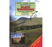 Alistair Ross Walking in the Black Mountains Between Hay-On-Wye, Bre (Tascabile)