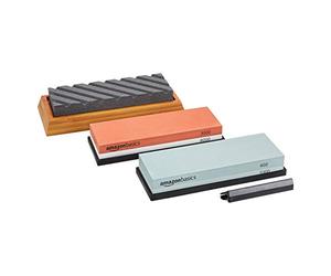 Amazon Basics Kit con cote per affilare coltelli, double-face, grana 400/1000 e 3000/8000, con pietra per livellare e base antiscivolo in bambù, 3 unità, multicolore, 22,5 x 15,2 x 7,3 cm
