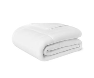 Amazon Basics Piumino Matrimoniale 4 Stagioni 300 gsm - Trapunta ipoallergenica con Imbottitura Alternativa alla Piuma, 200 x 200 cm, Bianco