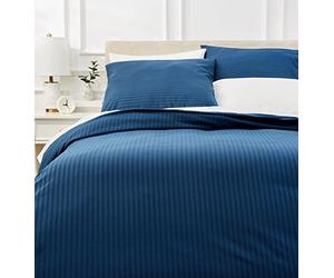 Amazon Basics Set copripiumino Matrimoniale in microfibra, 3 pezzi, copripiumino da 240 x 220 cm e 2 federe da 65 x 65 cm, Blu Navy, a righe
