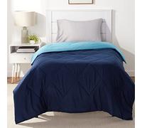 Amazon Basics Trapunta Invernale Singolo Reversibile in Microfibra, 135 x 200 cm, blu navy/azzurro cielo