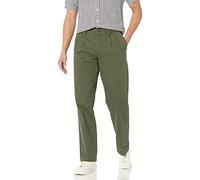 Amazon Essentials Pantaloni chino plissettati dal taglio classico e resistenti alle pieghe (disponibili nelle taglie Big & Tall) Uomo, Verde Oliva Scuro, 44W / 34L