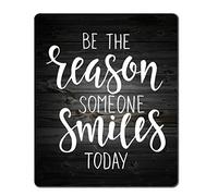 Amcove - Tappetino per mouse in legno nero rustico con citazione ispirativa "Be the Reason Someone Smiles Today, positive motivazionali con citazioni bianche e nere