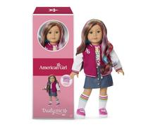 American Girl, Truly Me #101 - Bambola con occhi grigi, capelli ondulati color caramello, pelle da leggera a media, per bambini dai 6 anni in su