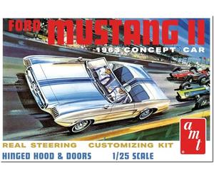 AMT 1963 Ford Mustang II Concept Car Kit modellino in Scala 1:25