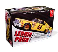 AMT Lennie Pond 1974 Chevy Malibu Stock Car 1:25 Scale Model Kit