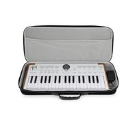 Analog Cases PULSE Custodia rigida per Akai MPC Sample Groovebox, nero | Custodia rigida, scomparto in rete con elastico nel coperchio, dimensioni 28 x 6,6 x 22 cm, peso 0,55 kg
