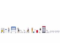 NOCH 16268 Scala HO Set figure ed accessori a tema: In stazione
