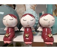 ANGELO SEDUTO IN CERAMICA CON CUORE ORO 14H CM