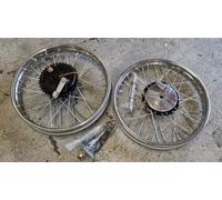 Anteriore Posteriore Mezza Larghezza Hub Cerchione Aseembly Royal Enfield 48.3cm