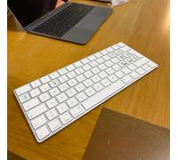 APPLE Magic Keyboard-Tastiera Wireless A1644 Layout tedesco+STICKER ITA - NUOVA