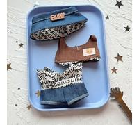 Applicabile a vestiti, pantaloni, cappelli e gonne per bambole alla moda da 17 cm, acquista 1 pezzo e regala 1 pezzo a caso, per un totale di 2 pezzi. (LBB-18)