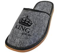APREGGIO -Pantofole in feltro da uomo - 'King of the House' con corona, calde e comode, suola antiscivolo - Realizzate a mano (Grigio, 46)