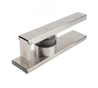 Apri del dado manuale in acciaio inossidabile per taglio di castagne con manico allungato e base non slip per cucina e campeggio esterno