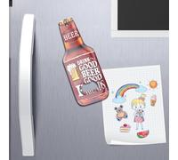 Apribottiglie a Forma di Bottiglia di Birra con Magnete - Design 14 cm per Tappi a Corona - Apri Bottiglie da Frigo o da Muro per Casa, Cucina, Bar e Regalo Originale (DRINK)