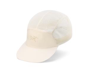 Arc'teryx - Cappello con visiera curva da Trail - Norvan Mesh 5 Panel Sea Salt - Taglia L/XL - Beige