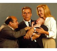 Arnold Schwarzenegger & Emma Thompson [1007512] 8x10 Foto ( & Altre Misure)