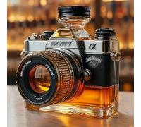 Art Scultura Statua - 300ML Decanter Whisky, Statuina Di Decanter Per Whisky A Forma Di Macchina Fotografica 3D, Sculture Di Bottiglie Di Vino In Vetro Fatte A Mano, Statuetta Ornamentale(C)