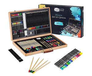 Artina 89 Pezzi Set Pittura con Valigetta in Legno - Matite, Colori a Cera, Acquerelli, Pennelli - Kit Pittura per Bambini e Adulti - Set per Dipingere Bambini Artistico e Regalo di Natale - Genova