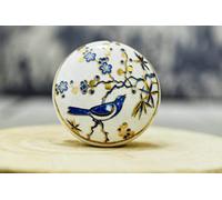 ARTISNO Set di 10 pomelli in ceramica stampata, con stampa di uccelli, per armadietti da cucina, cassetti, porte, armadi, cassetti, mobili (diametro 3,8 cm) (blu)