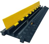 as - Schwabe Ponte cavi 2K dritto, 2 canali, gomma piena, nero/giallo, portata fino a 10t, lunghezza x larghezza x altezza: 1020 x 245 x 45 mm, dimensioni canale 32 x 32 mm, 63225