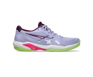 ASICS La SOLUTION SWIFT FF™ 2 è progettata per la velocità e offre una flessibilità aggiuntiva per un'esperienza ad alta energia sui campi in terra battuta. Un'ottima scelta per i giocatori di tutti i