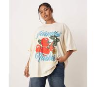 ASOS DESIGN Curve - T-shirt oversize rosa con grafica "Farmer" con pomodori 3XL