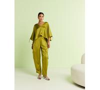 ASOS DESIGN - Pantaloni multitasche bombati in raso verde in coordinato 40