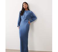 ASOS DESIGN Petite - Vestito lungo in raso blu navy con maniche ad ali di pipistrello 48