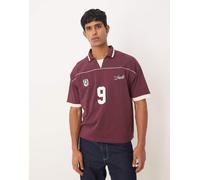 ASOS DESIGN - Polo da calcio oversize squadrata bordeaux con profili a contrasto-Rosso L