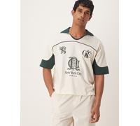 ASOS DESIGN - Polo squadrata oversize color crema con grafiche di città e pannelli cut and sew-Bianco 2XL