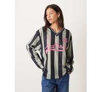 ASOS DESIGN - Top a maniche lunghe stile calcio color antracite a righe con stampa Mallorca-Multicolore XS