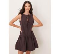 ASOS DESIGN - Vestito corto in popeline color cioccolato con vita scesa e apertura a goccia-Marrone 46