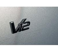 Aston Martin V12 Laterale/Posteriore Distintivo