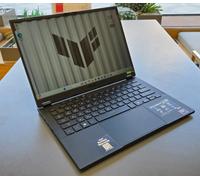 ASUS TUF Gaming A14 14" FA401UM-RG007 / FreeDOS RTX5060 32GB/512GB Ryzen7 260