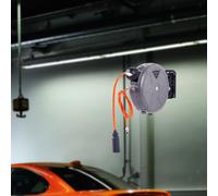 Attrezzatura per officina con avvolgitubo automatico retrattile 180 utensili