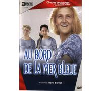 Au bord de la mer bleue