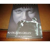 Au-delà des grilles