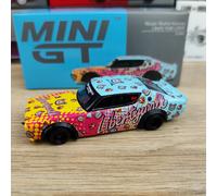 AUTO MINI GT NISSAN SKYLINE KENMERI IIBERTY WALK N°698 1973 1:64 NUOVA.B