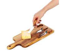 Avilia Set 3 Coltelli da Formaggio con Tagliere in Legno di Acacia - Lame Acciaio per Formaggi Morbidi, Stagionati e Freschi, Tagliere Legno Grande Ideale per Aperitivo, Degustazione
